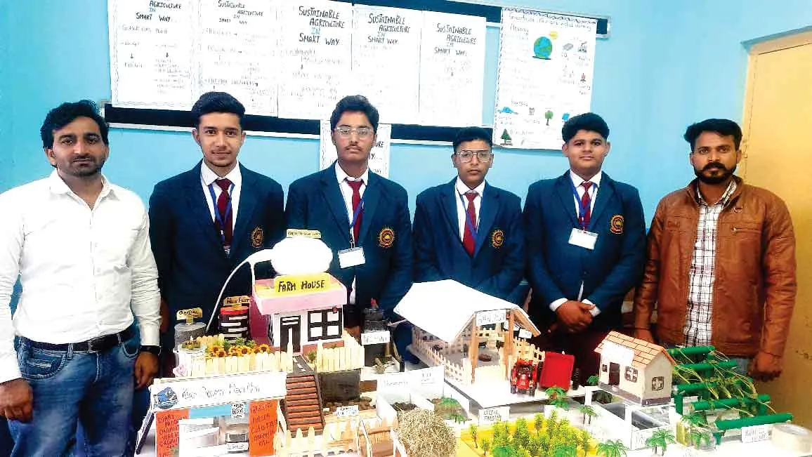 साइंस मॉडल प्रतियोगिता में शाह सतनाम जी बॉयज स्कूल के छात्रों का दबदबा