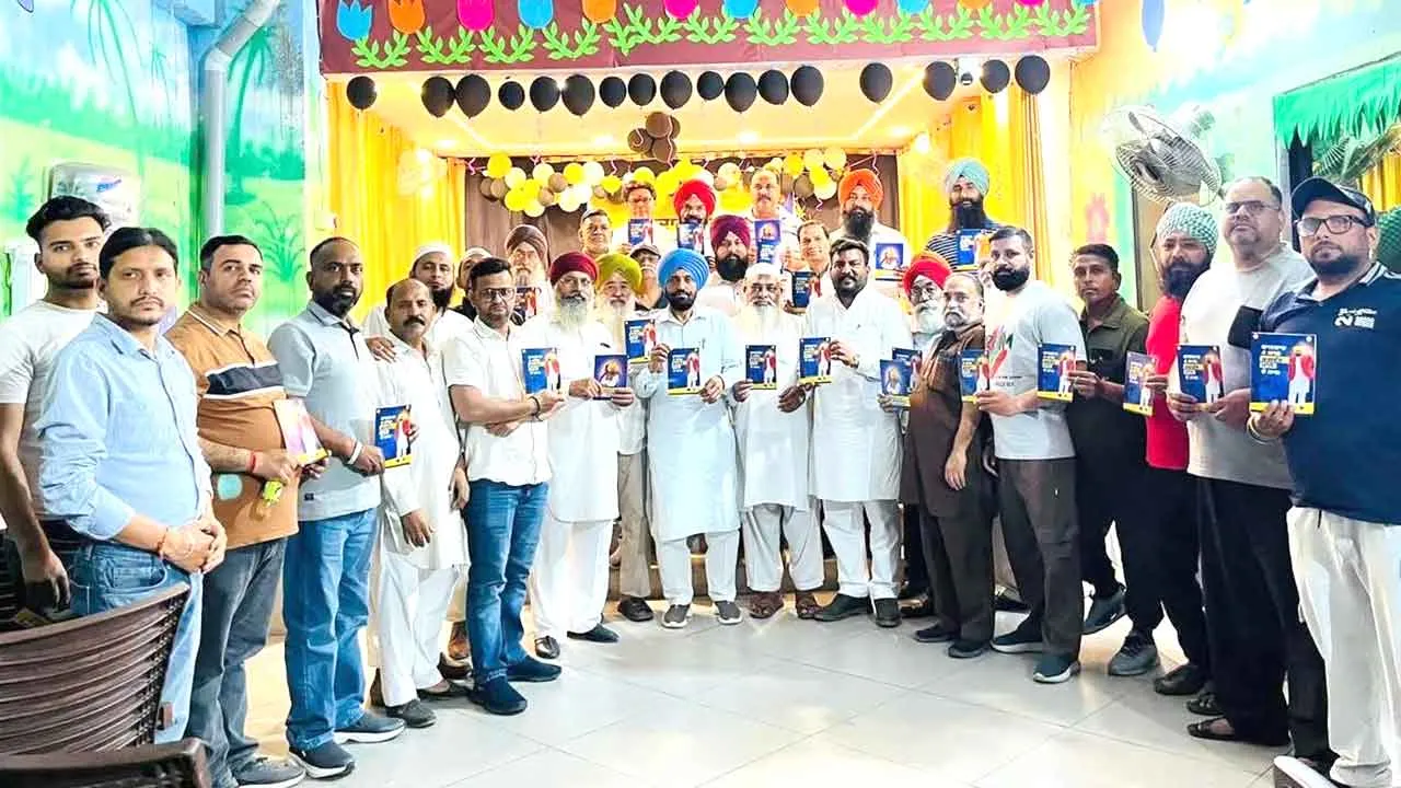आप के चार साल, भगवंत मान दे नाल’ अभियान: मंत्रियों और विधायकों ने पंजाब के घर-घर तक पहुंचाया भगवंत मान सरकार का काम