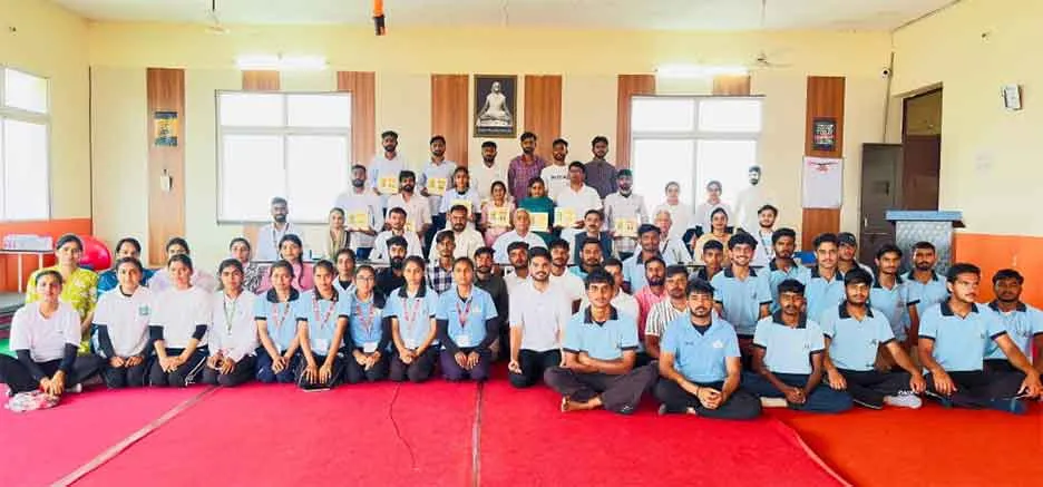 ‘सीएम दी योगशाला’ अभियान में एसकेडीयू के 17 स्टूडेंट बने प्रशिक्षक
