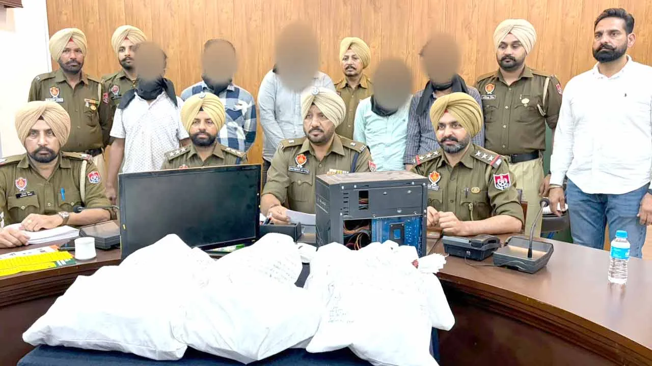 धूरी अस्पताल में चोरी का मामला सुलझा, पांच आरोपी गिरफ्तार