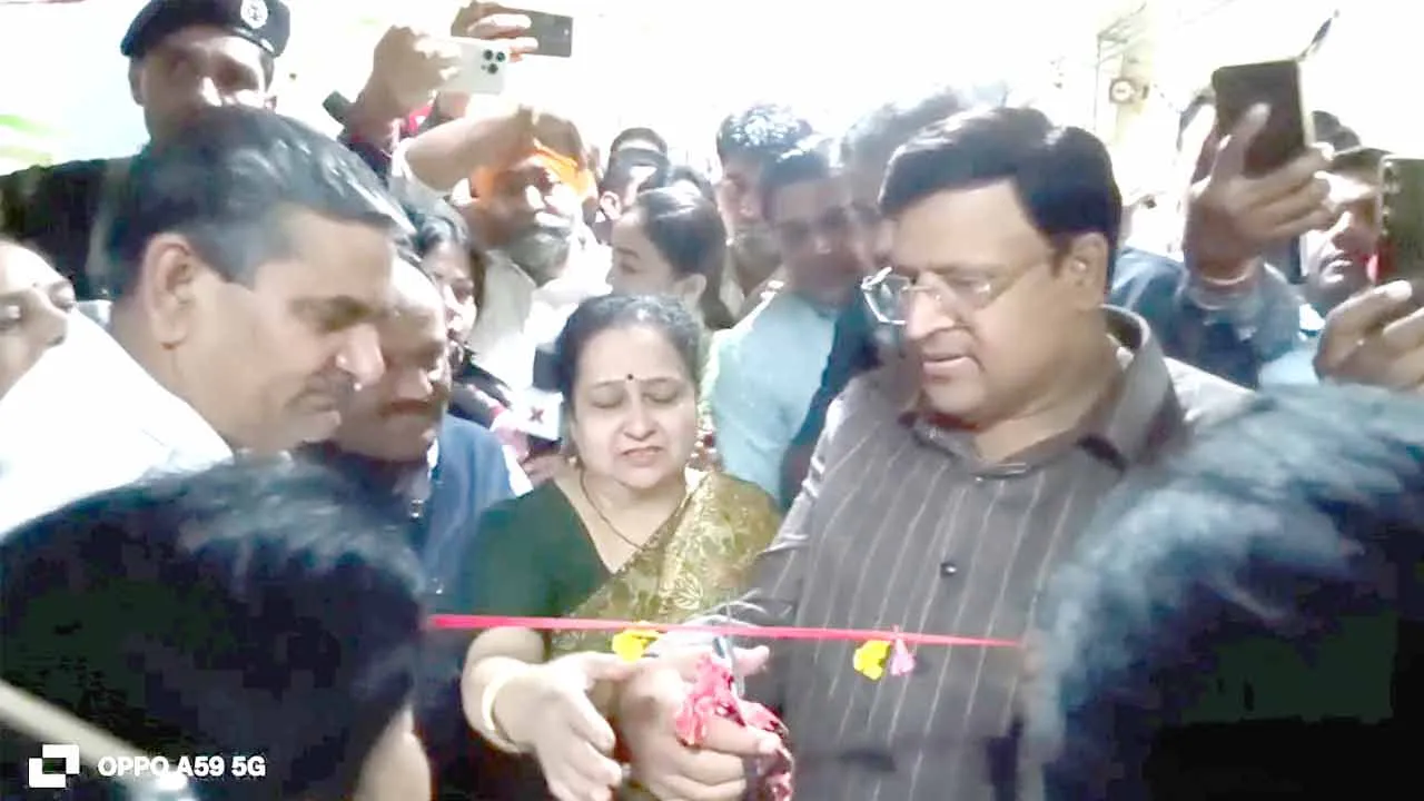 कैबिनेट मंत्री विपुल गोयल ने किया जिला अस्पताल में हार्ट सेंटर का उद्घाटन