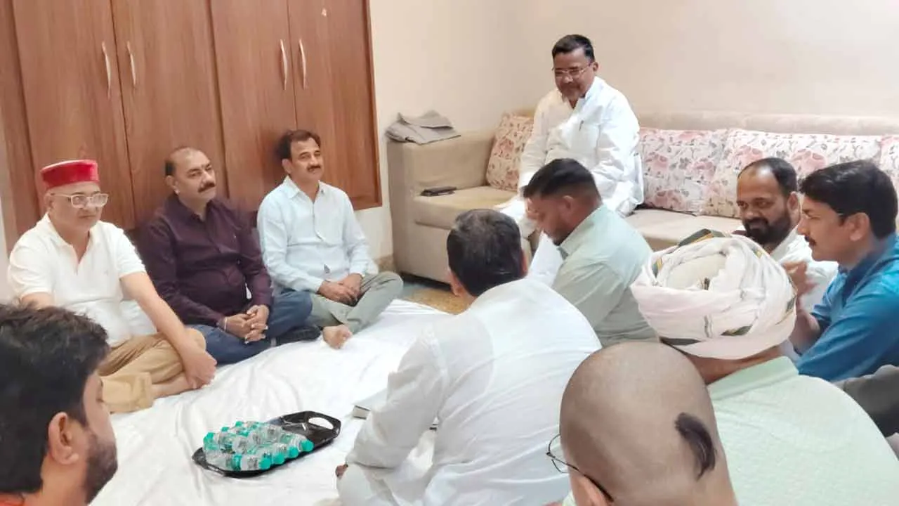 पर्यटन मंत्री ने भाजपा जिलामहामंत्री की मां के निधन पर अर्पित किए श्रद्धासुमन
