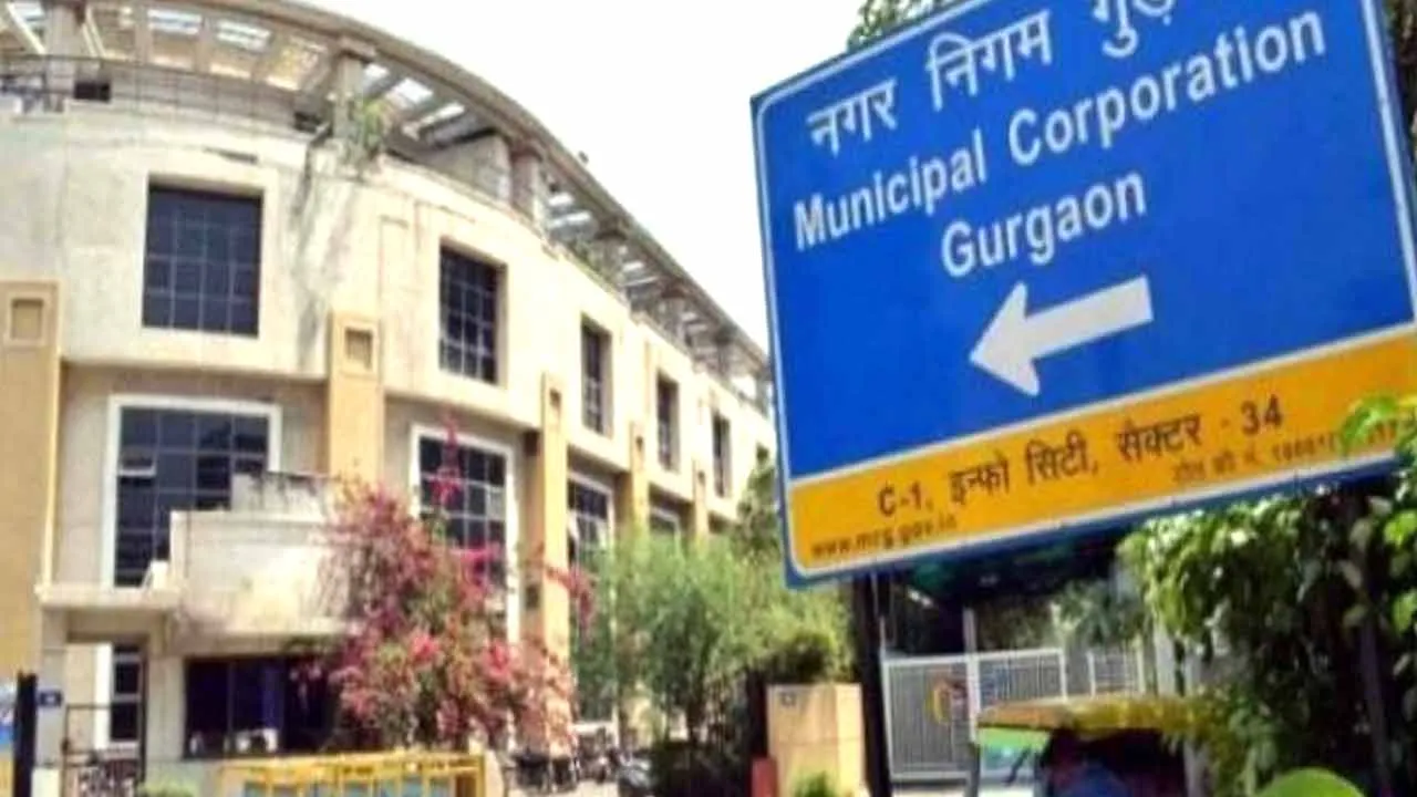 Suspended: सीवर सफाई नियमों की अनदेखी के चलते गुरुग्राम नगर निगम का जेई निलंबित