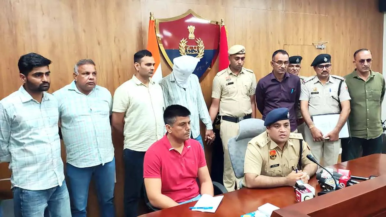 Chandi Chori Mamla: बस में 65 लाख की चांदी चोरी का खुलासा, ड्राइवर निकला मास्टरमाइंड