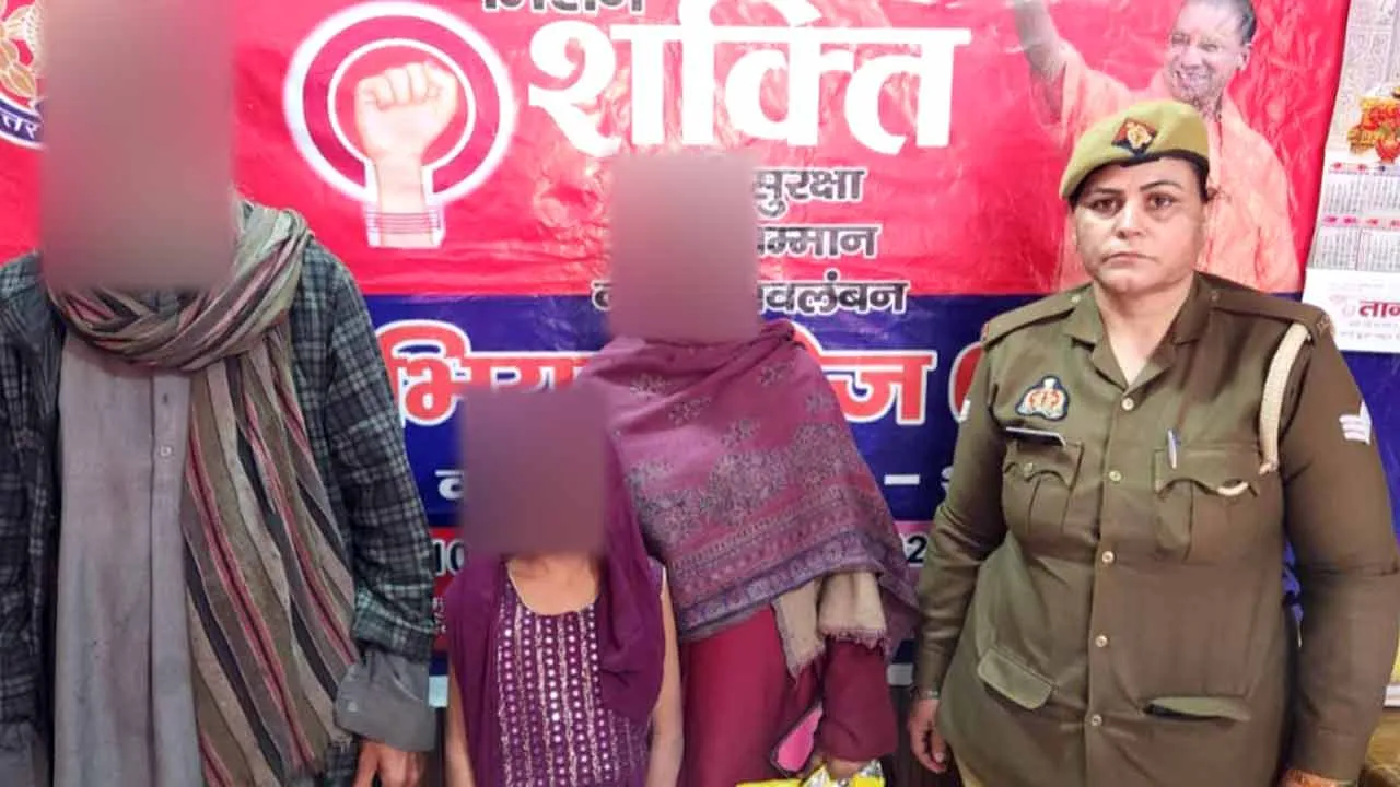 कैराना पुलिस ने आठ वर्षीय अबोध बालिका को परिजनों से मिलाया