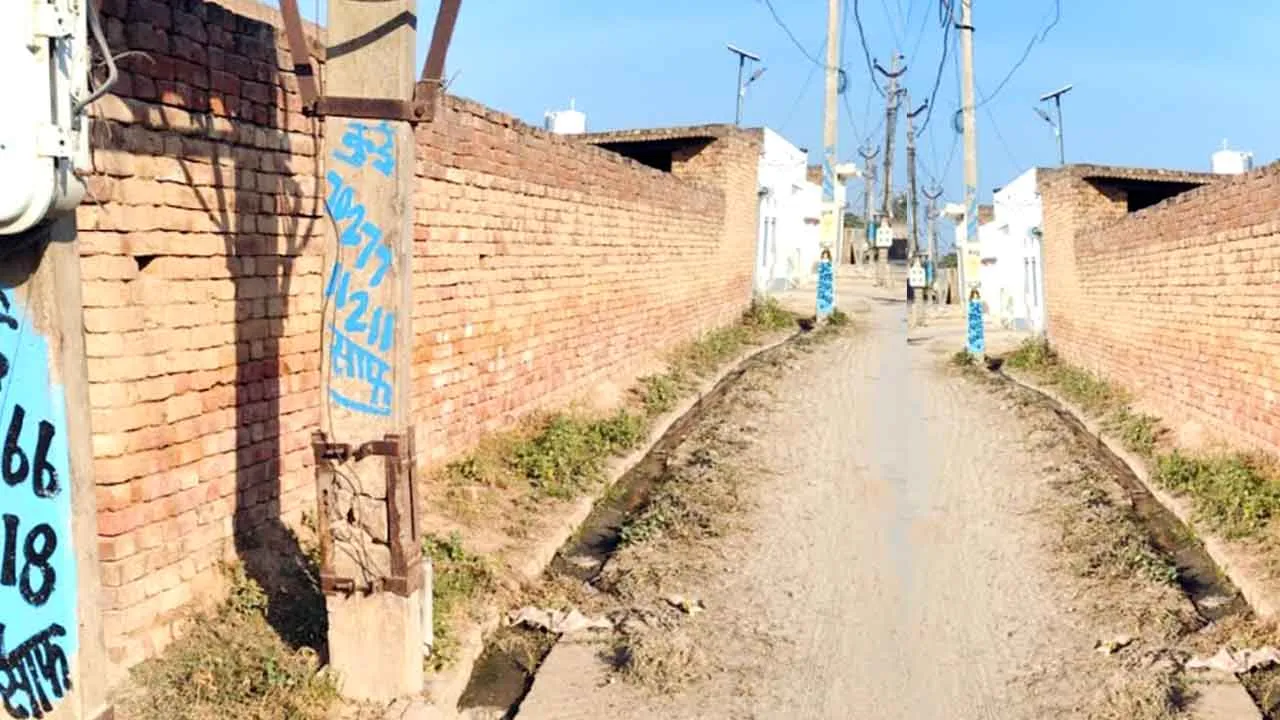 Sirsa News: नुहियांवाली में विभाग की अनदेखी कहीं ले ना ले किसी की जान!