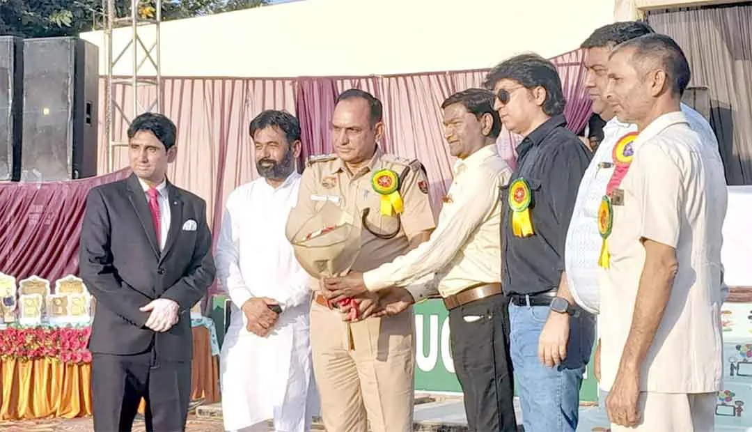 ट्रयू एजूकेशन ग्लोईंग स्कूल में भव्य वार्षिक उत्सव शंखनाद का आयोजन