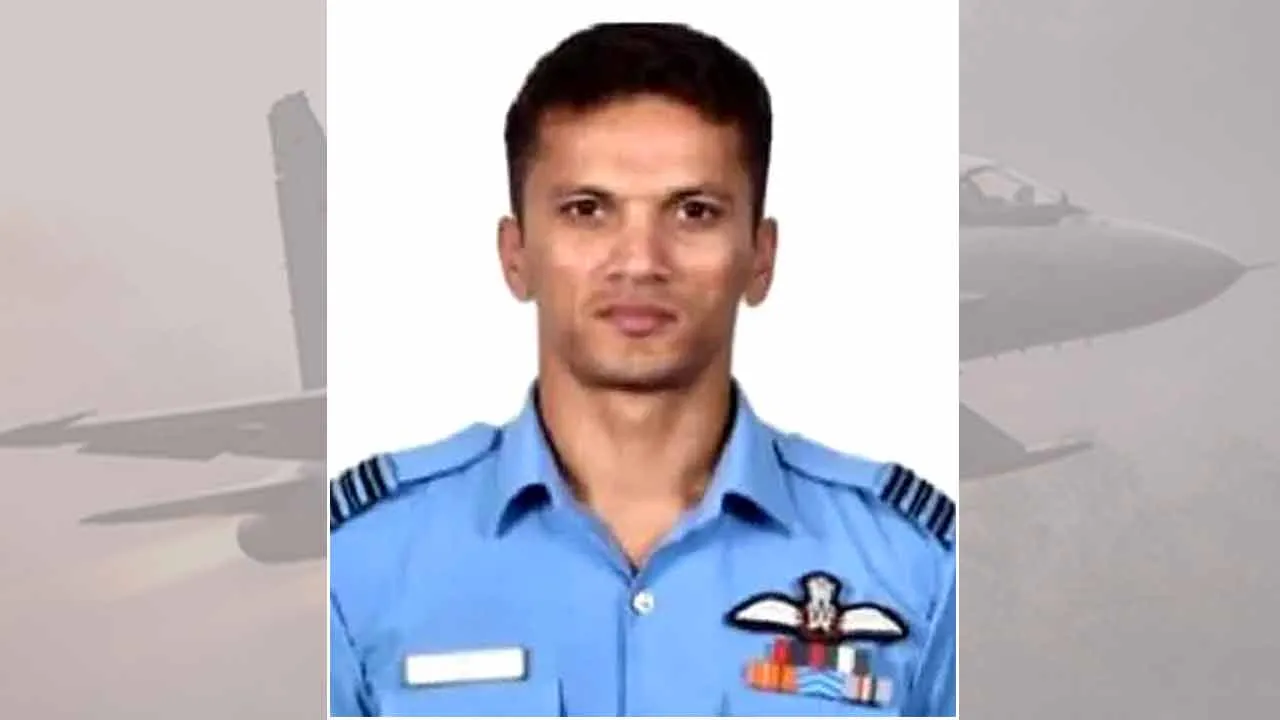 Sukhoi-30 Plane Crash: वायु सेना के स्क्वाड्रन लीडर अनुज वशिष्ठ सुखोई-30 हादसे में शहीद, घर में चल रही थी शादी की तैयारियां