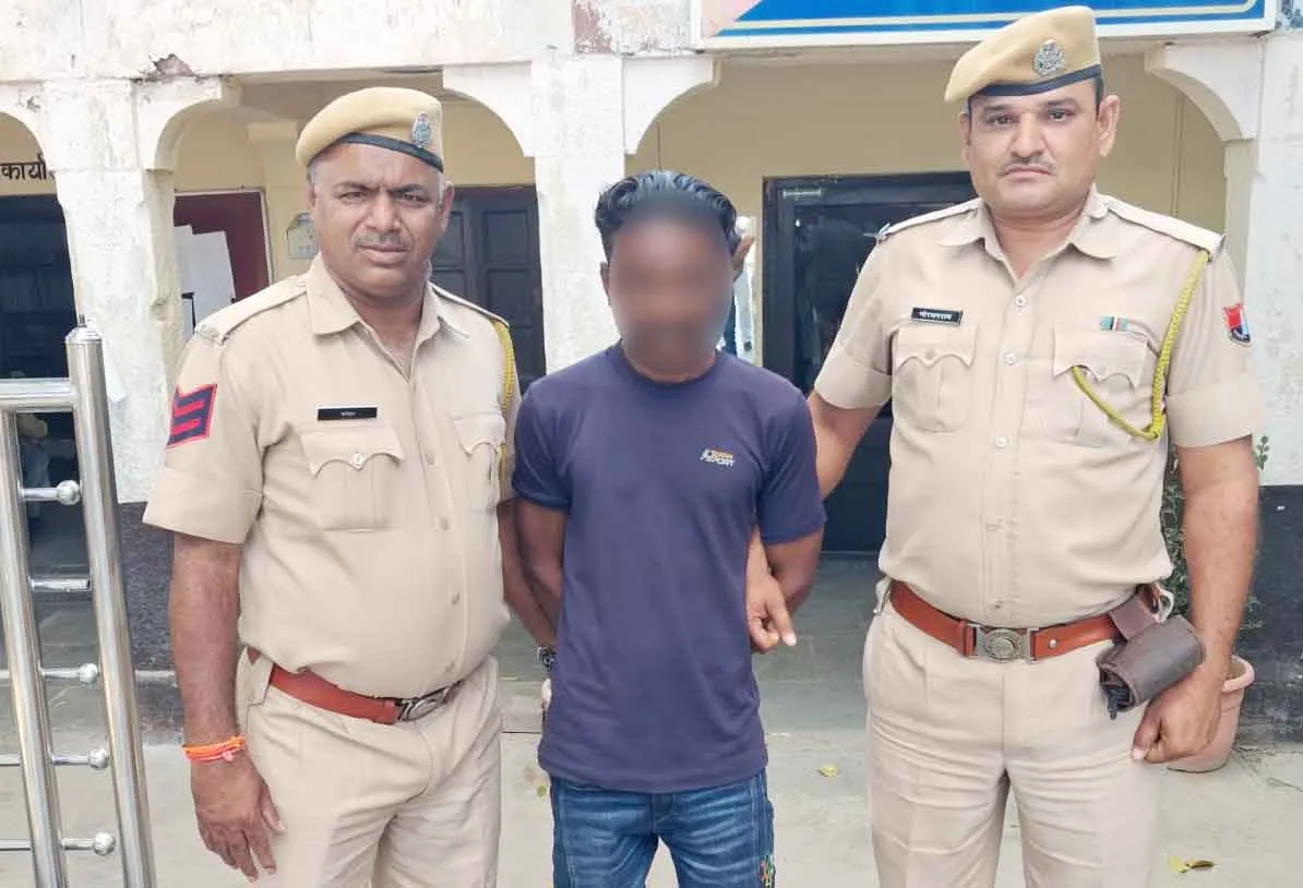 चलती ट्रेन में चैन स्नैचिंग करने वाला चढ़ा जीआरपी के हत्थे, आठ साल से था फरार