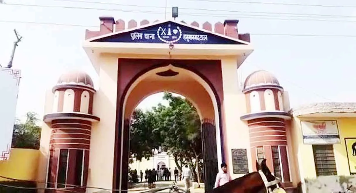 तेज रफ्तार ऑडी कार की टक्कर से यातायात शाखा प्रभारी का बेटा घायल 