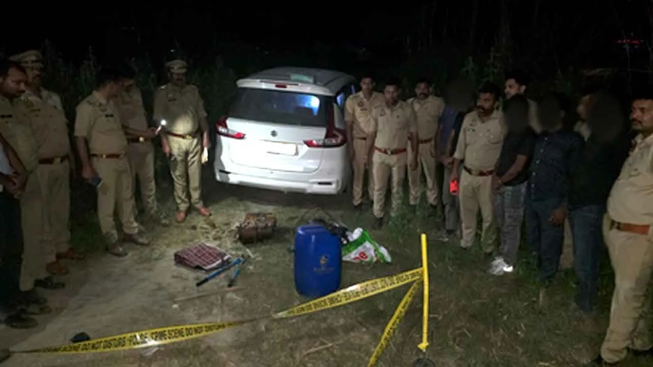Theft News: ट्रांसफार्मर से कॉपर-तेल चोरी करने वाला गिरोह पकड़ा, 8 आरोपी गिरफ्तार