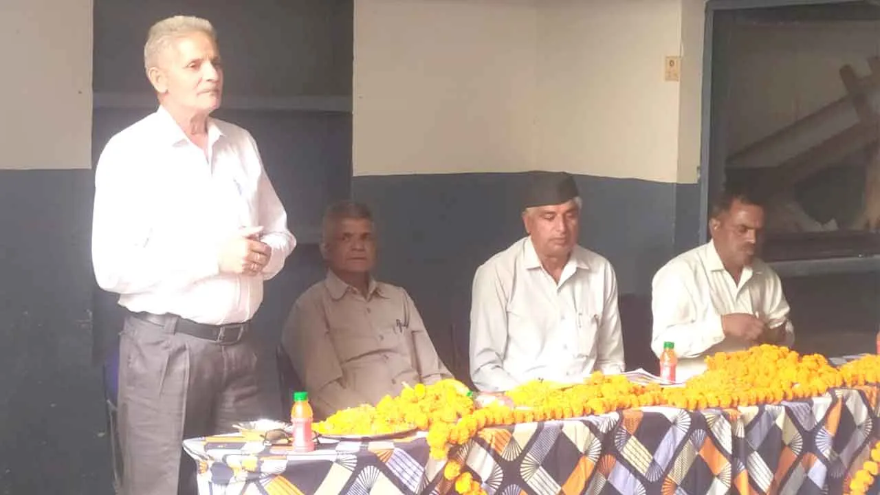 मोरना में आदर्श संगठन की बैठक पंजीकरण व प्रवेश प्रक्रिया पर मंथन