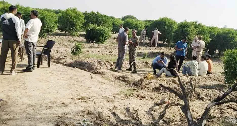 Pakistani Smugglers Arrested: भारत-पाक सीमा पर पाक तस्करों ने गिराई 12 किलो हेरोइन, उठाने आए दो युवक काबू