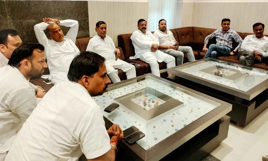 स्लॉट सिस्टम पर उठे सवाल, समन्वय से काम करने का निर्णय