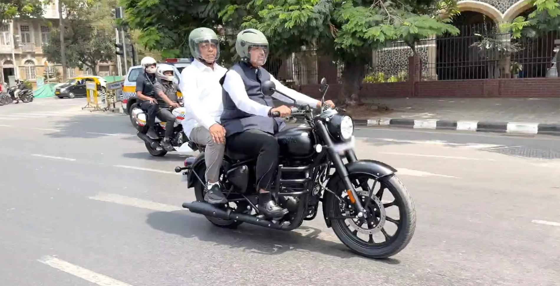 Maharashtra Cabinet Meeting: महाराष्ट्र की देवेंद्र फडणवीस सरकार का बड़ा फैसला! मंत्रियों के काफिले होंगे आधे