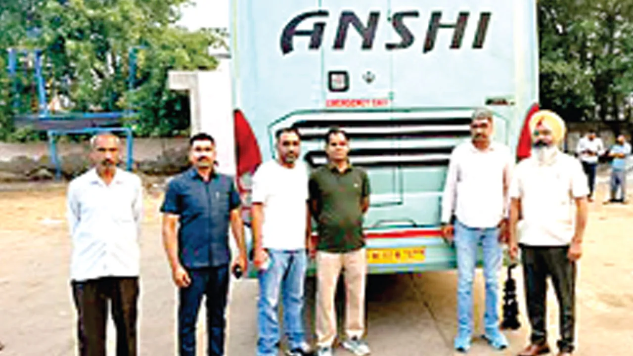 हिसार में सीएम फ्लाइंग का शिकंजा, ओवरलोड वाहनों पर लाखों का जुर्माना