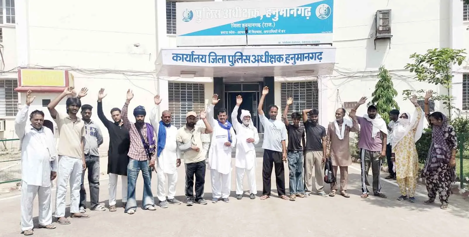 खेत में घुसकर फसल उजाड़ने व चोरी का आरोप,  कार्रवाई नहीं 