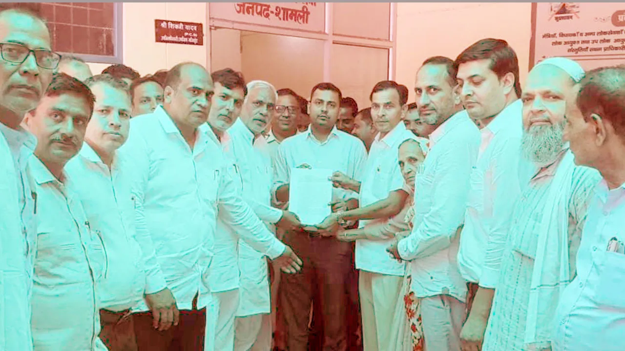 'रजिस्ट्री कार्य से जुड़े लोगों की रोजी-रोटी छीनना चाहती है सरकार'