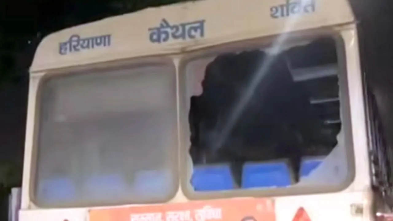 Haryana Roadways Bus Accident: एक दूसरे से आगे निकलने की होड़ में टकराई रोडवेज बसें, यात्री घायल