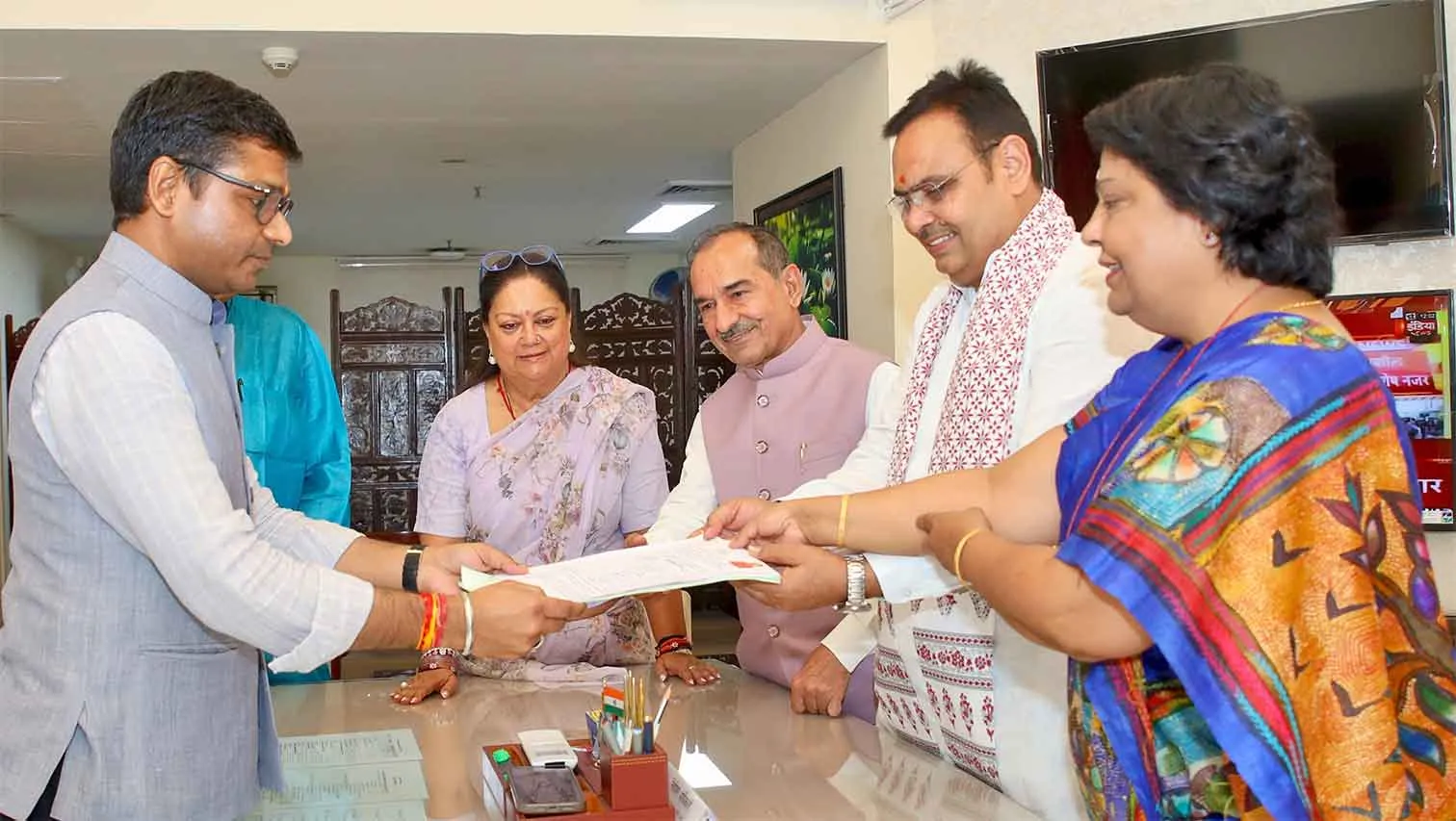 Parilament-Alka-Gurjar