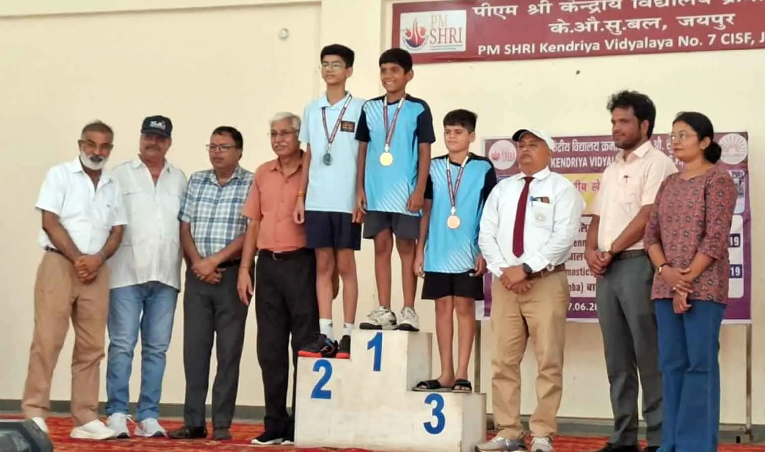 पीएमश्री केंद्रीय विद्यालय चूरू के विद्यार्थियों ने खेलों में किया उत्कृष्ट प्रदर्शन