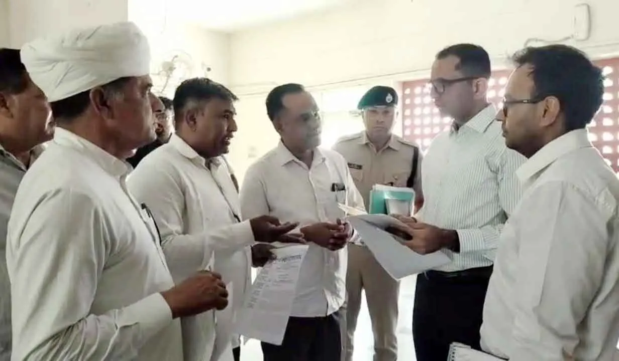 डीसीएस गिरदावरी भुगतान और नए पटवार मंडल गठन की मांग 