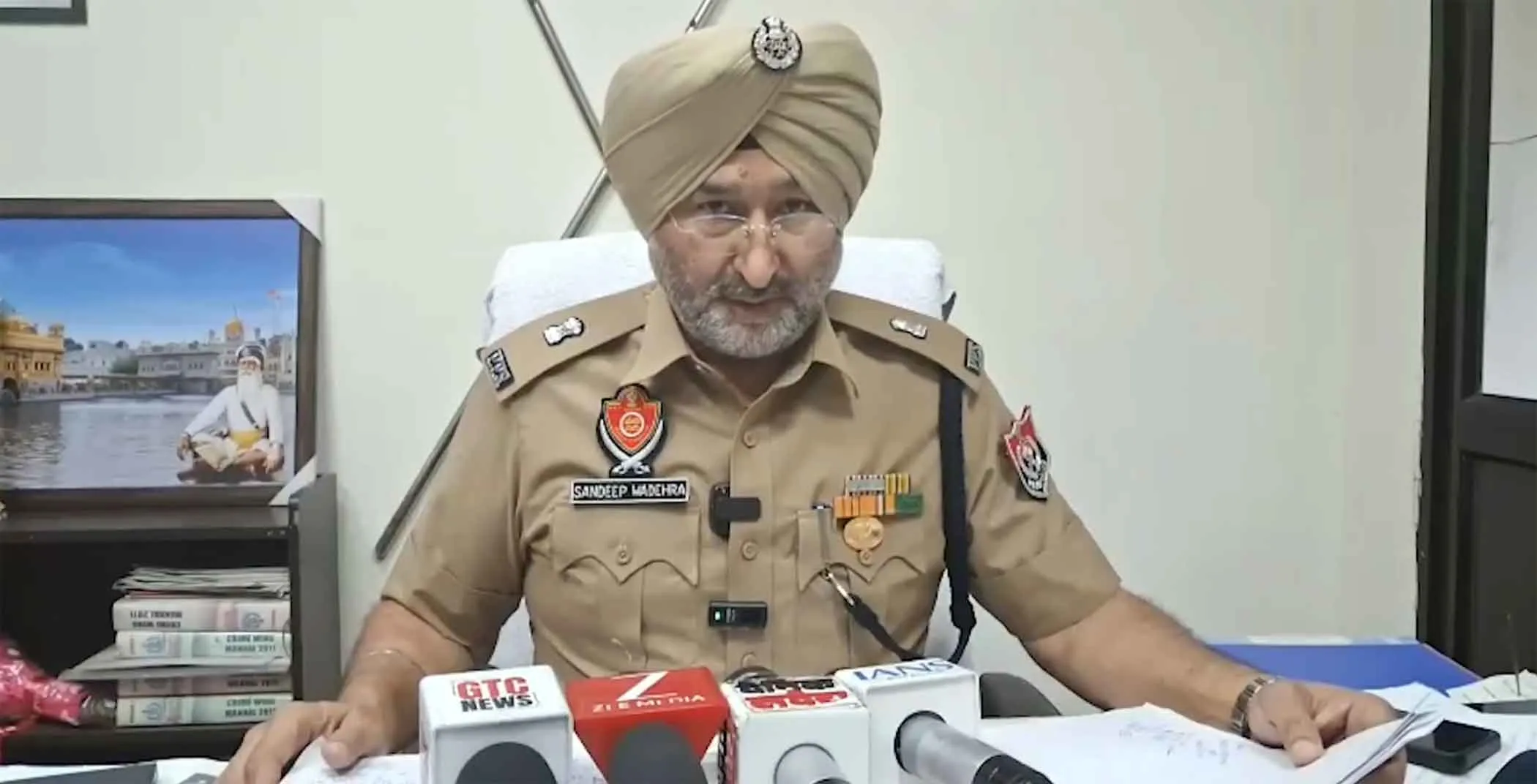 Attack on BJP Leader: पंजाब के गुरदासपुर में भाजपा नेता पर फायरिंग, जवाबी कार्रवाई से नाकाम हुआ हमला, पुलिस जांच में जुटी