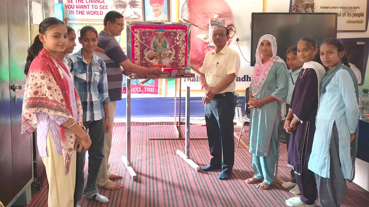 सात दिवसीय भारतीय भाषा समर कैंप का शुभारंभ