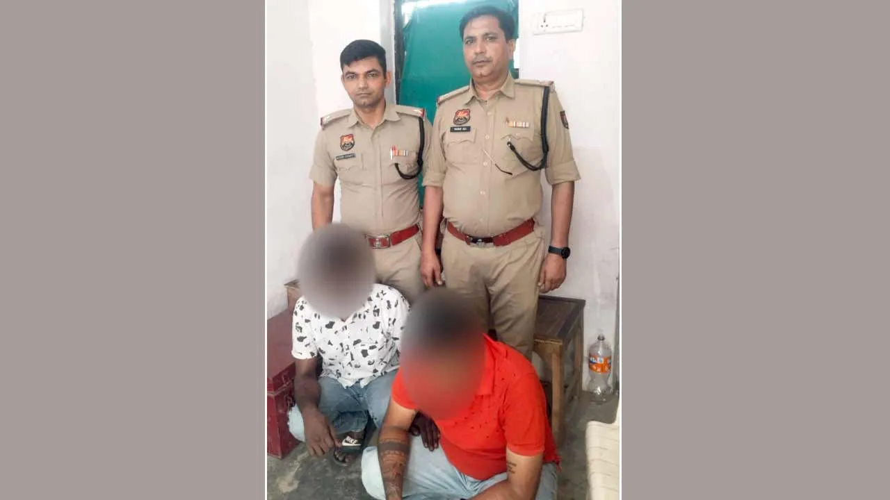होटल कर्मचारी को बंधक बनाकर मारपीट, दो आरोपी गिरफ्तार