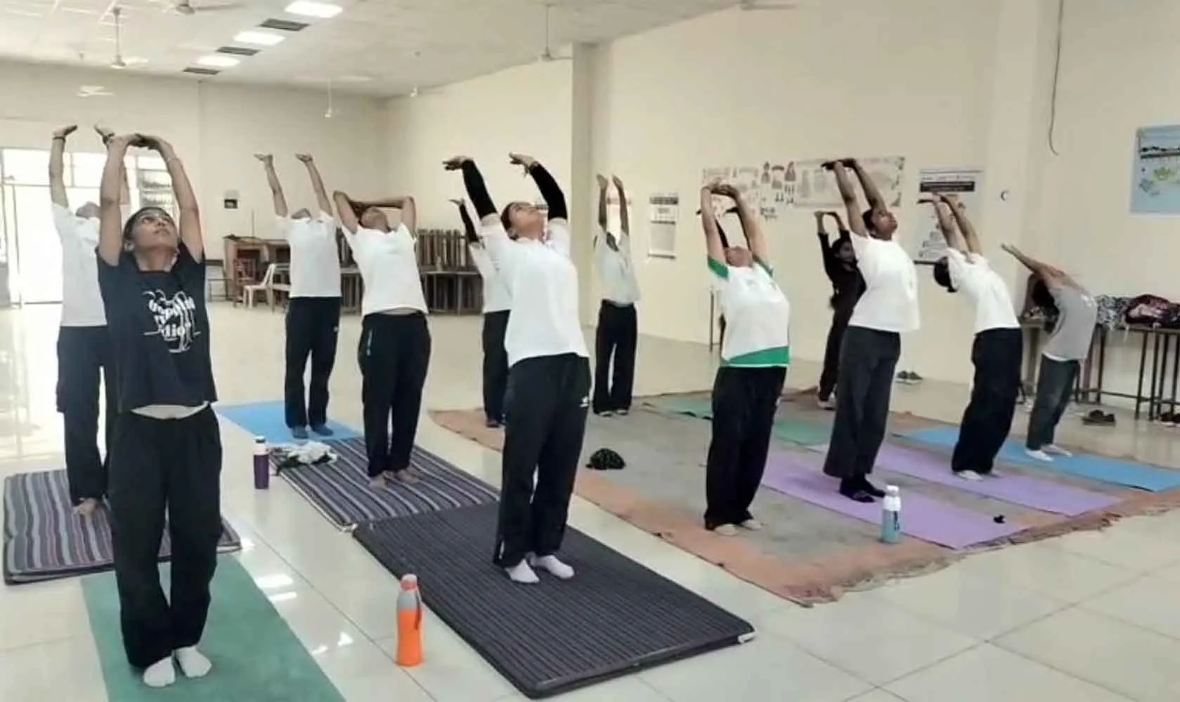 Yoga Training Center launched: योगा ट्रेनिंग सेंटर शुरू, प्रशिक्षण के बाद 70 प्रतिशत विद्यार्थियों को मिलेगा रोजगार 