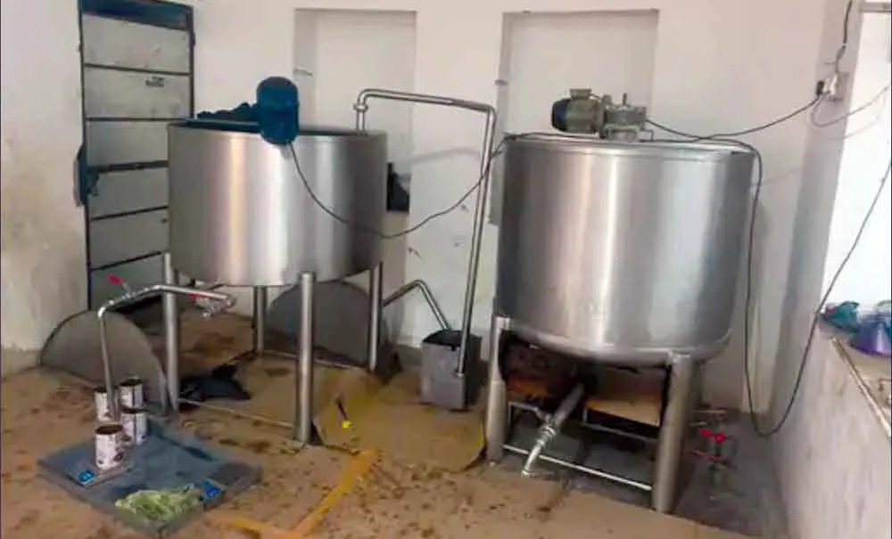 Barmer News: नकली घी का खेल, बाड़मेर में 870 किलो मिलावटी घी जब्त