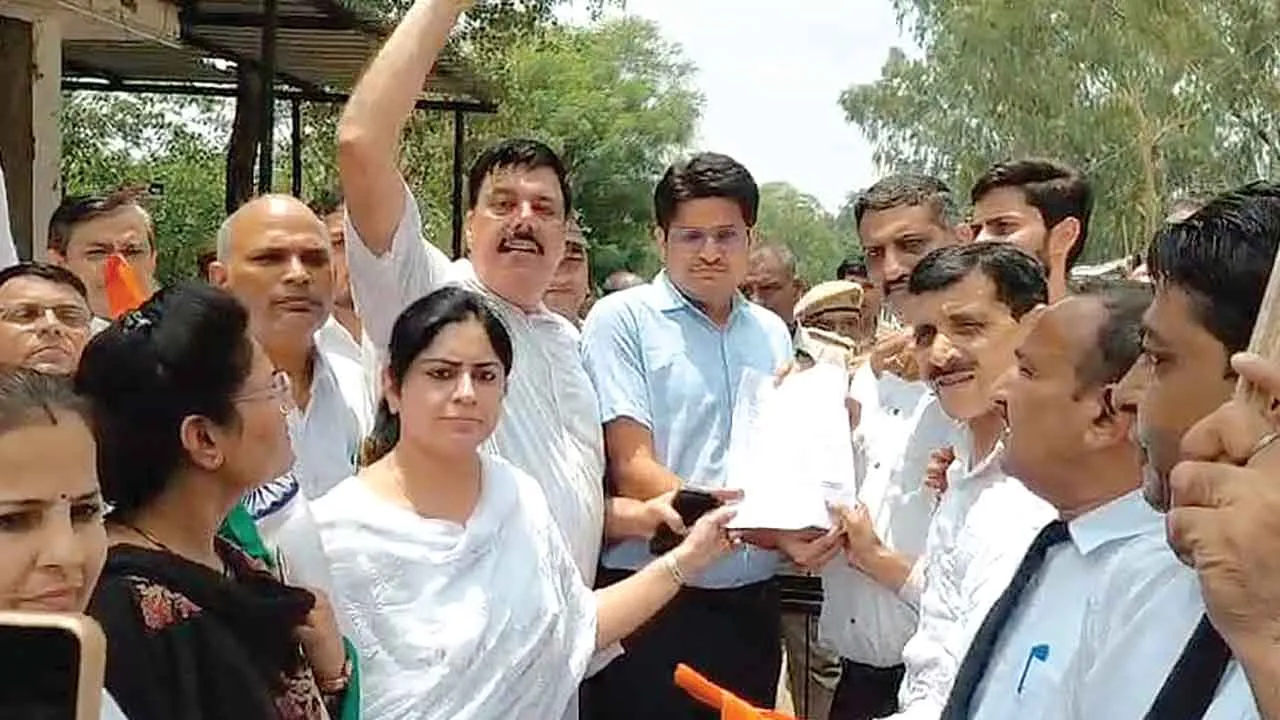 Jantar Mantar Protest: जंतर-मंतर पर छात्रों पर लाठीचार्ज के विरोध में सड़कों पर उतरे अधिवक्ता