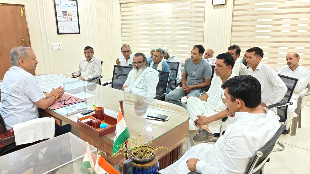 जनसुनवाई में विधायक ने सुनीं लोगों की समस्याएं, त्वरित समाधान के दिए निर्देश