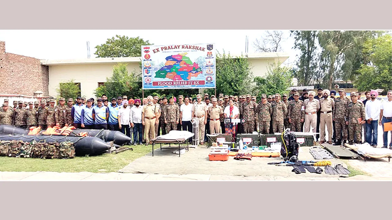 भारतीय सेना की टीम ने गाँव दुलची के में की बाढ़ से बचाव के लिए की मॉक ड्रिल
