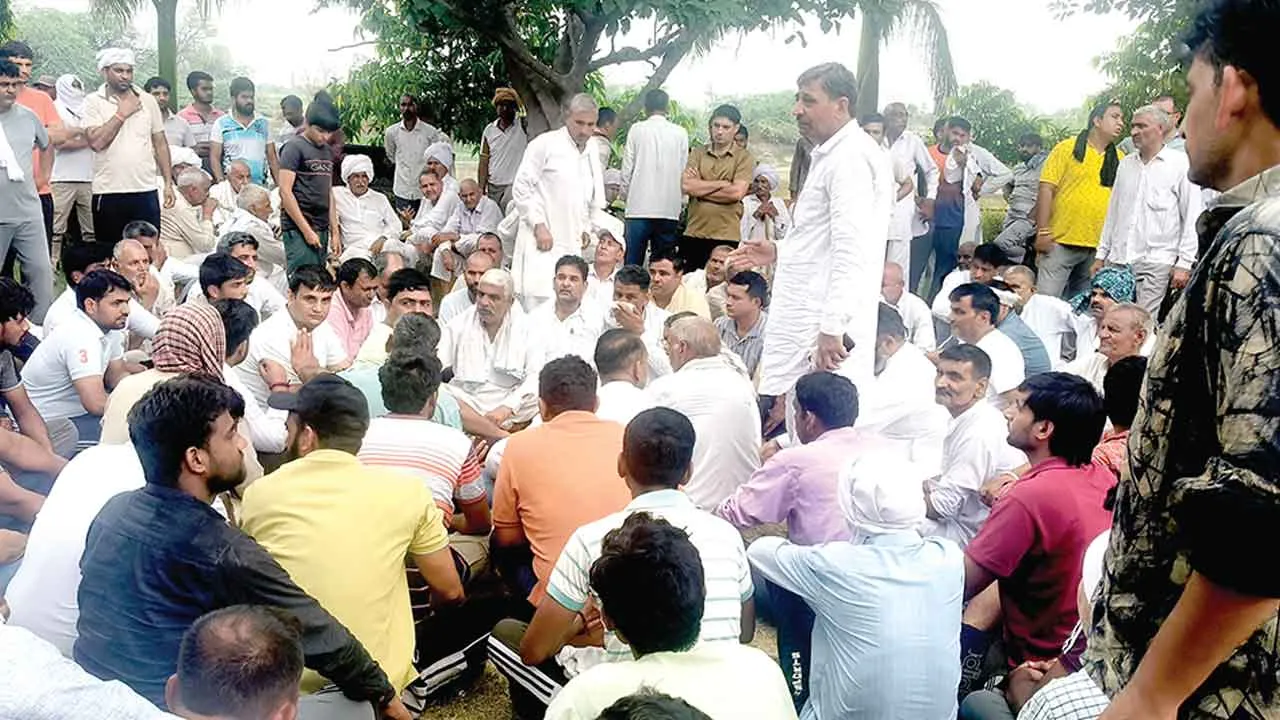 मुनीमपुर में चार लोगों की जहरीली गैस से मौत के मामले पर बनी सहमति