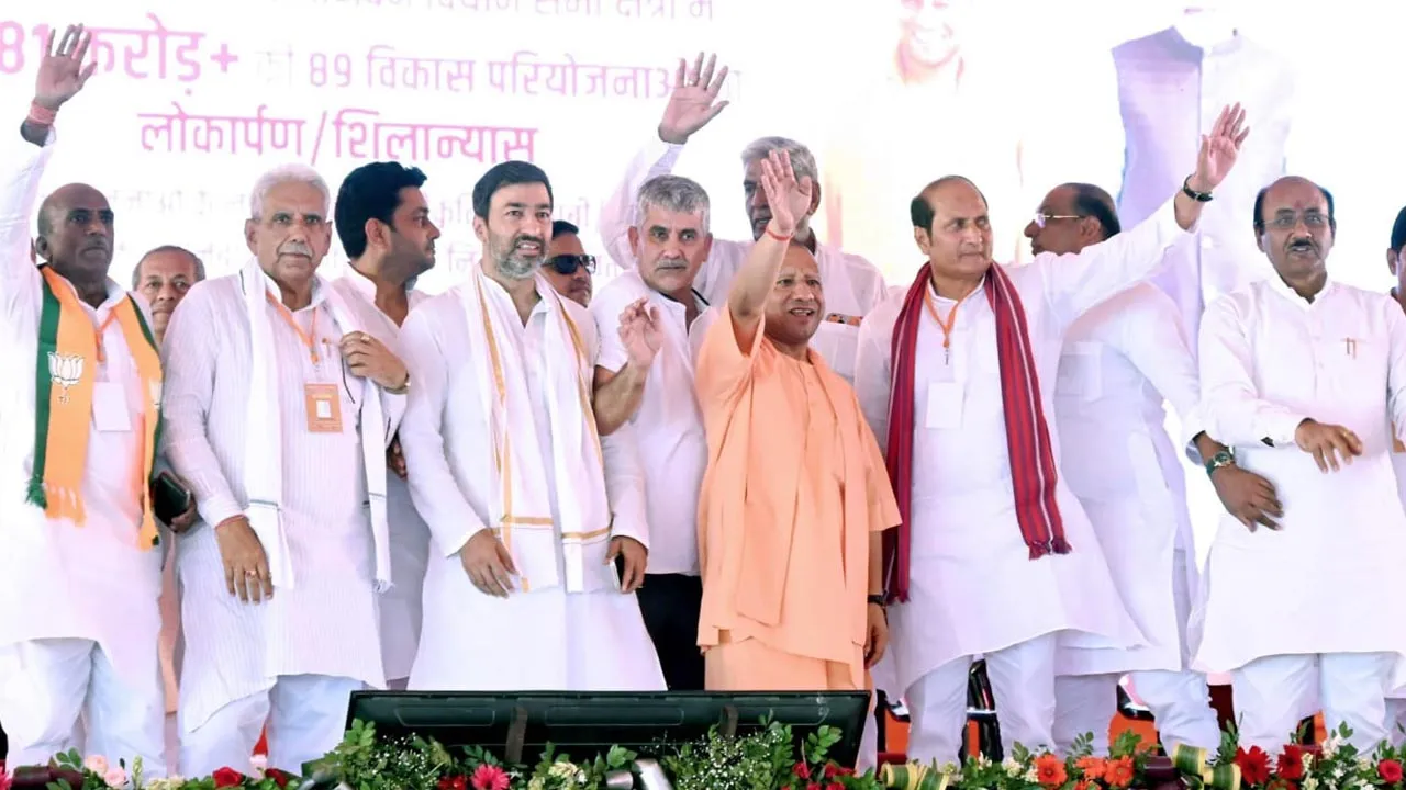 सपा-बसपा के शासन काल में बिकी थी 29 चीनी मिलें