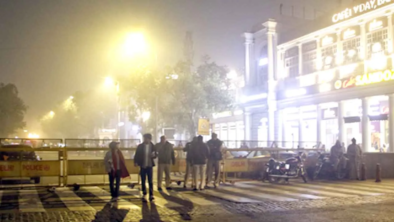 नॉट प्लेस में शाम 6:30 बजे तक दुकानें और दफ्तर बंद करने के निर्देश