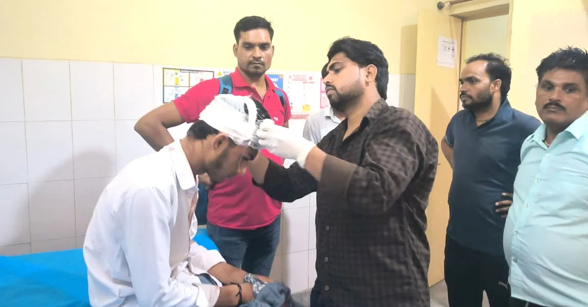 दो छात्रों पर हमला करने का आरोप, पुलिस जांच में जुटी