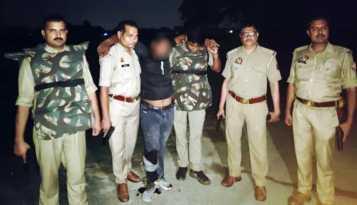 Deoria Encounter: देवरिया में पुलिस की अपराधियों के साथ मुठभेड़, दो अपराधी गिरफ्तार