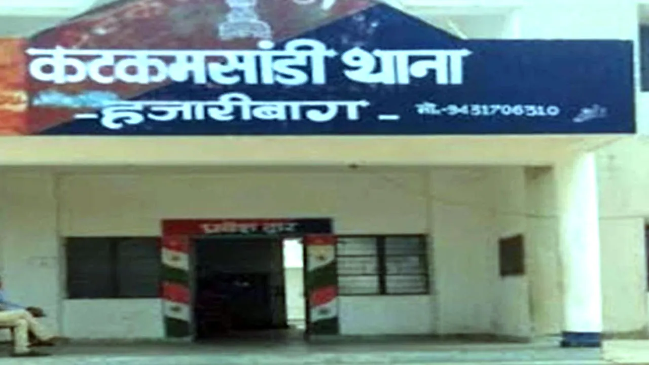 पारिवारिक विवाद में शख्स ने 6 महीने के मासूम बेटे को फर्श पर पटककर मार डाला