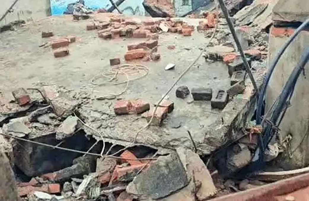 Mahoba incident: महोबा में मूसलाधार बारिश बनी काल, मकान ढहने से बुजुर्ग दंपति की मौत