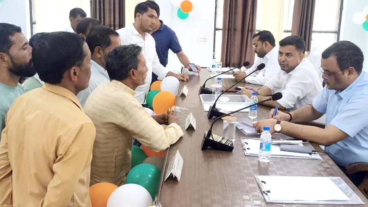 तहसील मुख्यालय पर आयोजित हुआ सम्पूर्ण समाधान दिवस, एडीएम ने सुनी जनसमस्याएं