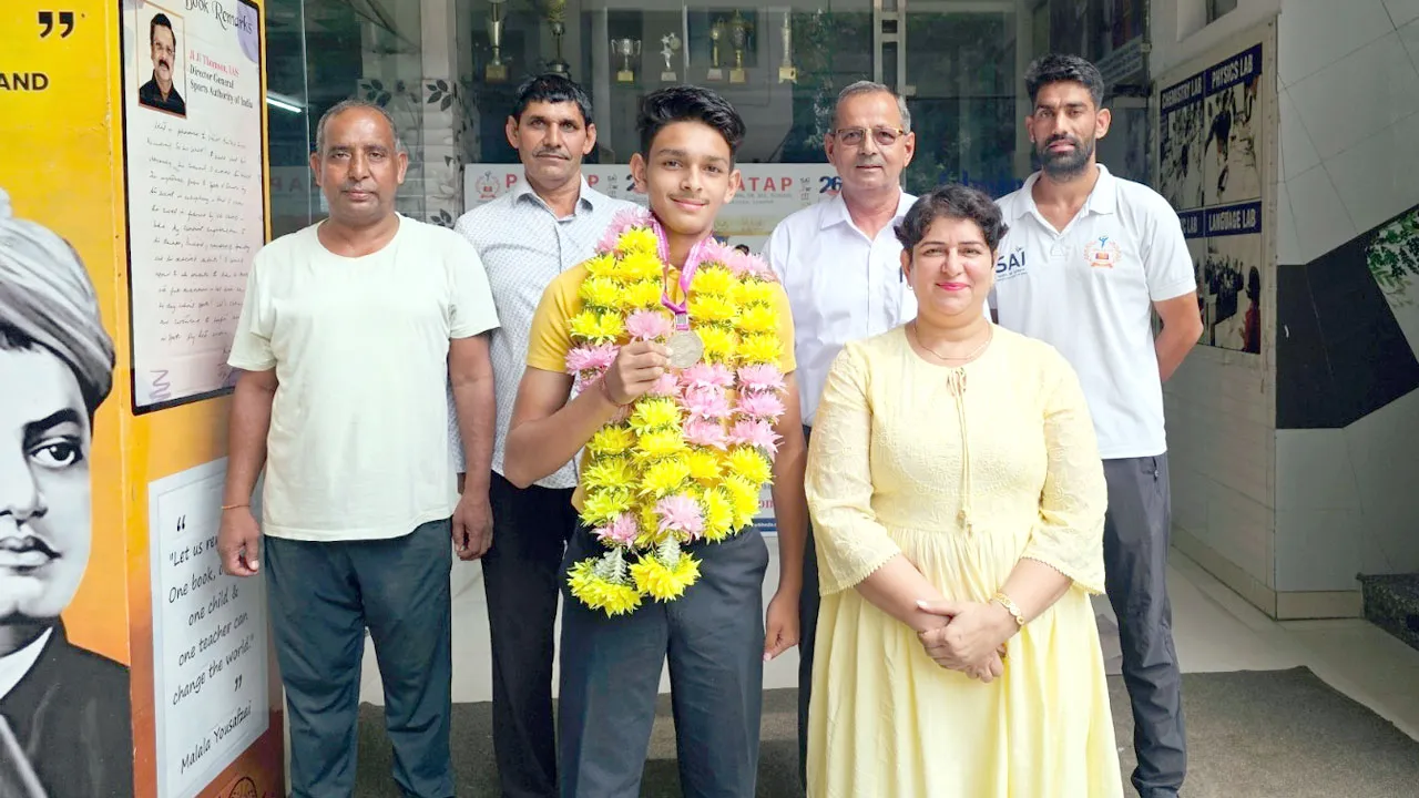 स्टेट एथलेटिक्स चैंपियनशिप में प्रताप स्कूल के रित्विक सोलंकी ने जीता रजत पदक