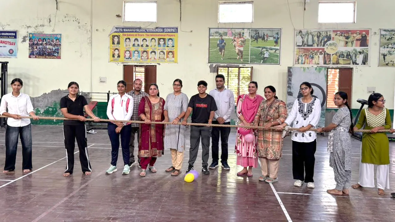 Major Dhyan Chand: विभिन्न खेल प्रतियोगिताएं आयोजित कर हॉकी के जादूगर मेजर ध्यानचंद का मनाया जन्म दिवस