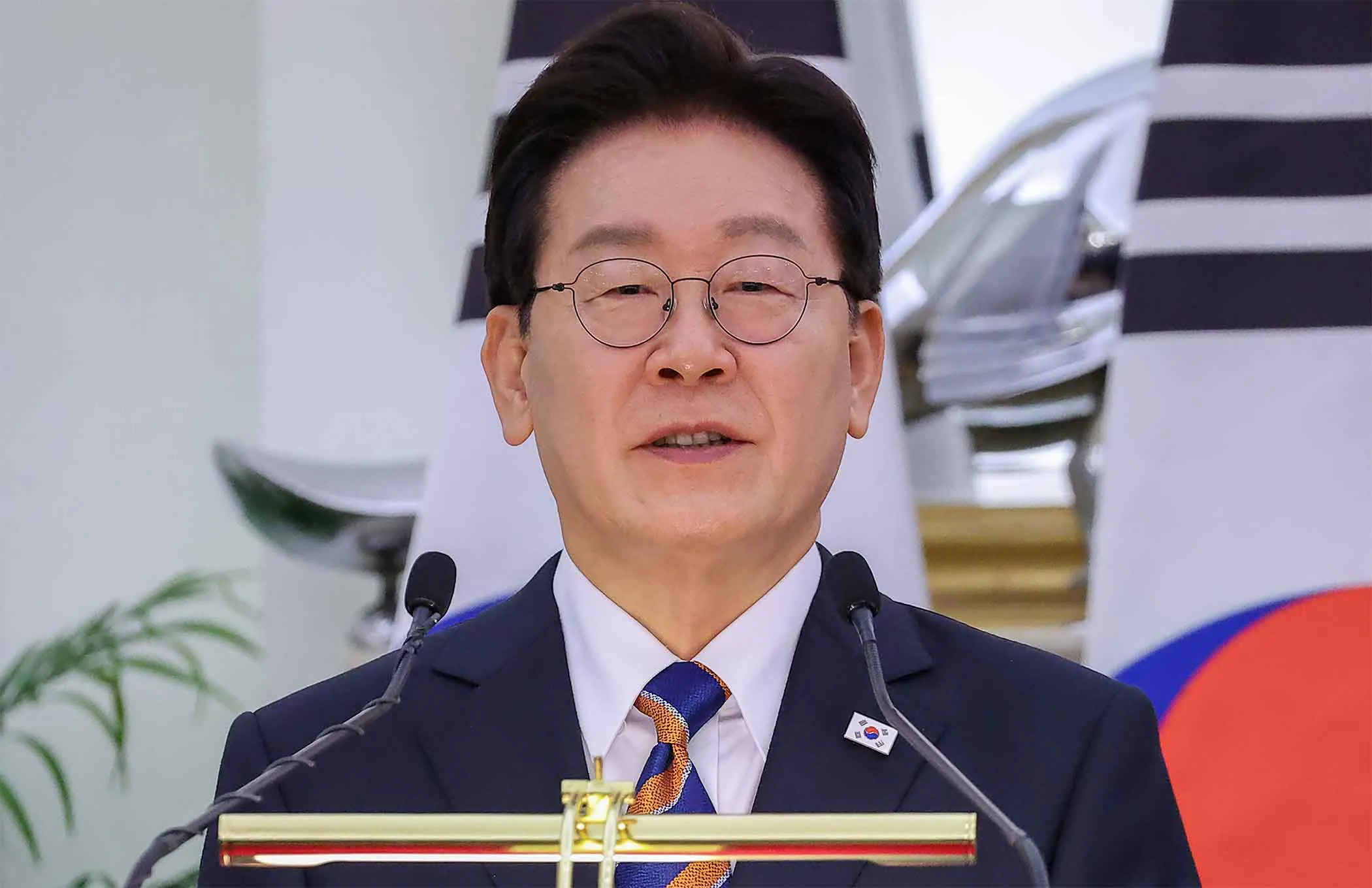 South Korea News: दक्षिण कोरिया के राष्ट्रपति ली जे म्युंग ने लिया बड़ा फैसला, अभियोजकों से छीना जांच का अधिकार