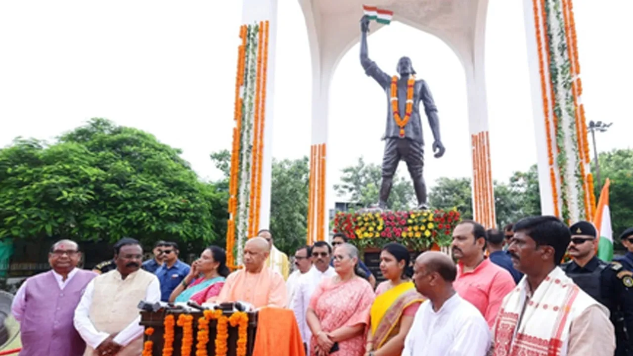 गुलाब सिंह लोधी के 91वें बलिदान दिवस पर CM योगी ने दी श्रद्धांजलि, बोले- उनका बलिदान देश के लिए प्रेरणा