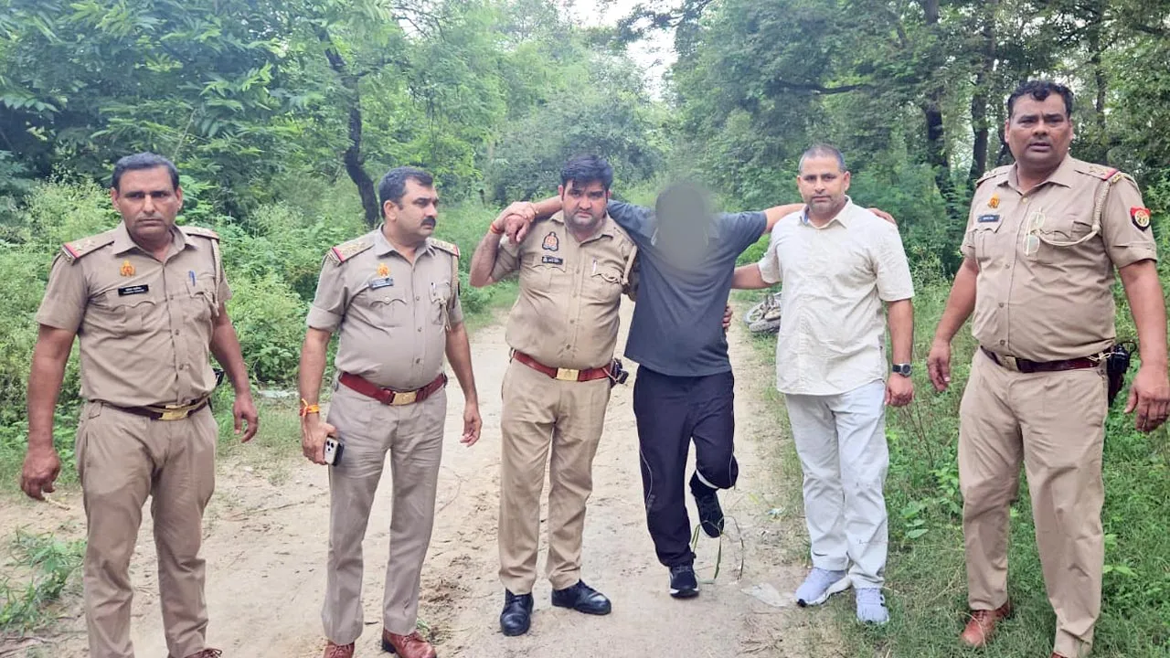मीरापुर में दिनदहाड़े पुलिस-बदमाश मुठभेड़