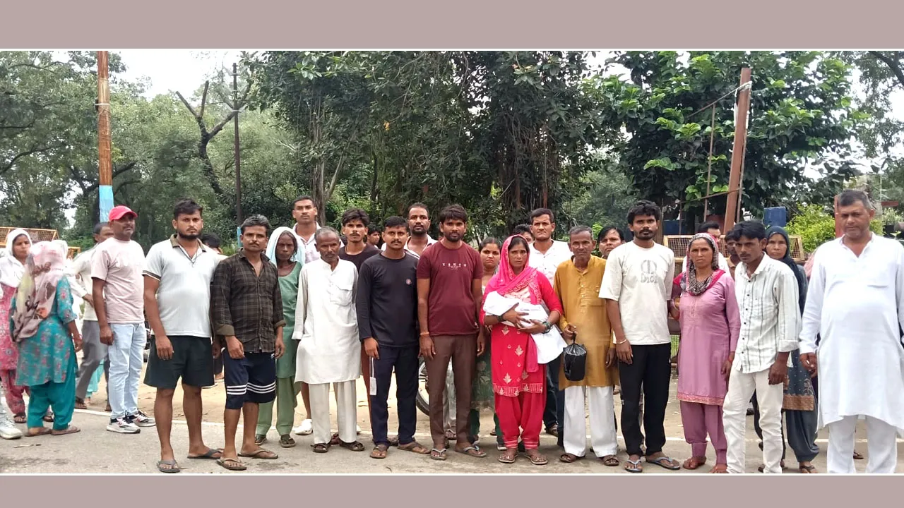 नवजात की मौत पर परिजनों ने लगाया लापरवाही का आरोप