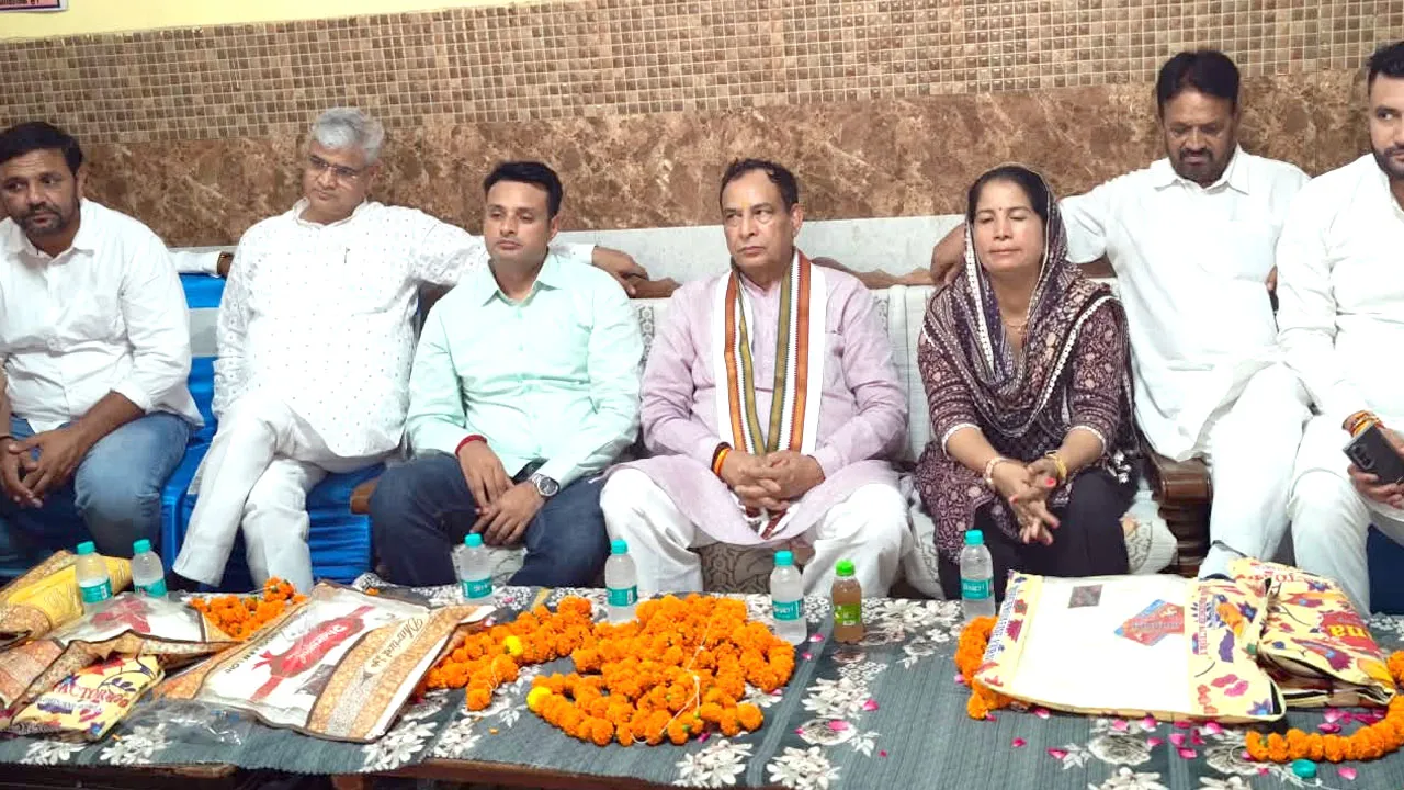 बड़ौली की मिट्टी ने दिए संस्कार और प्यार की बदौलत ही मेरी ताकत बढ़ी: मोहनलाल