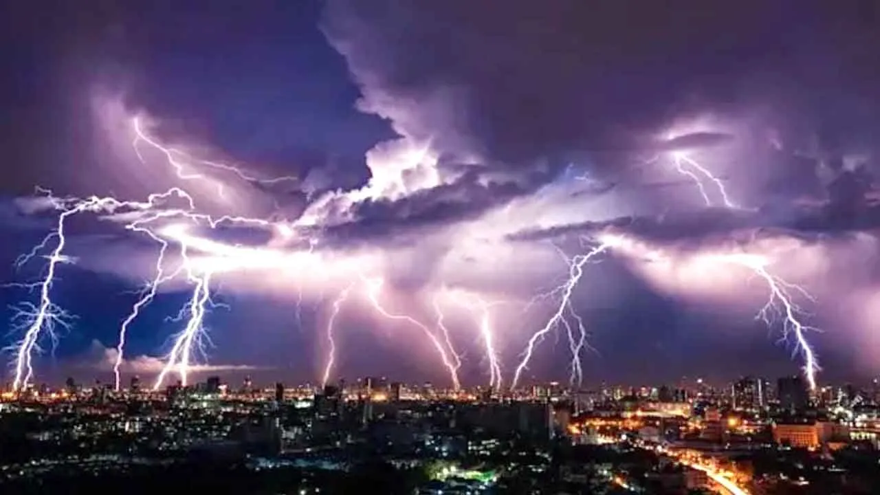 UP Weather Alert: मौसम विभाग व जिला प्रशासन ने 11 अगस्त तक जारी किया आरेंज अलर्ट  